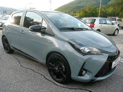 Toyota Yaris 1,5 VVT-i Hybrid GR-S bei Toyota Handler in 